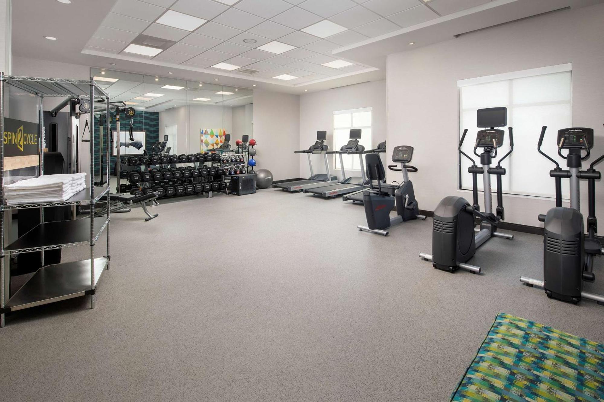 Home2 Suites By Hilton Denver Central Park Екстериор снимка